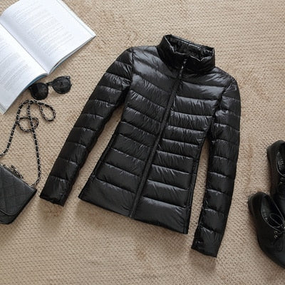 2026 New Brand 90% White Duck Down Jacket Women Autumn Winter Warm Coat Lady Ultralight Duck Down Jacket Female Windproof Parka