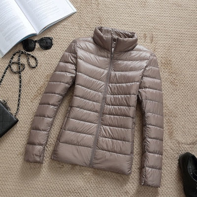 2026 New Brand 90% White Duck Down Jacket Women Autumn Winter Warm Coat Lady Ultralight Duck Down Jacket Female Windproof Parka